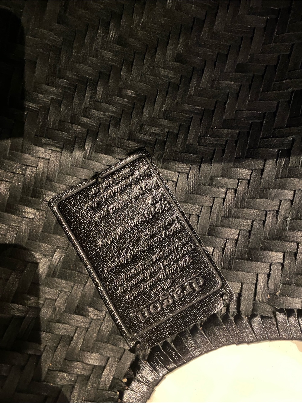 Dragon Diffusion Black Woven Tote Bag - Picture 5 of 8